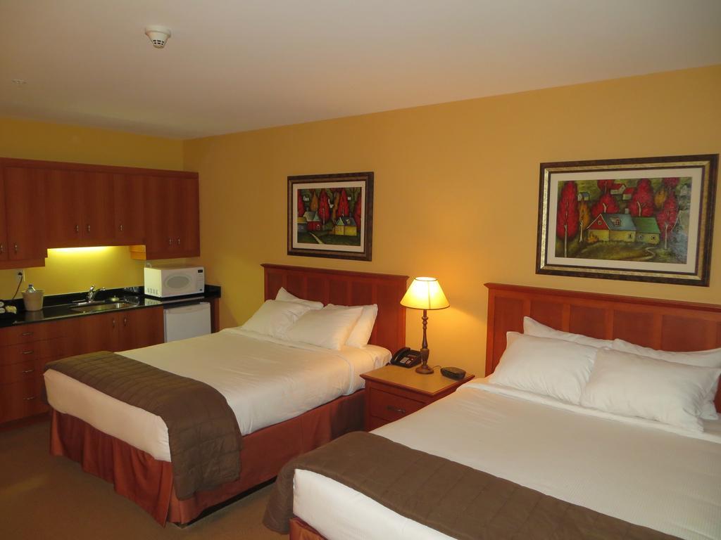 Hotel St-Bernard Saint-Bernard-de-Lacolle Pokoj fotografie
